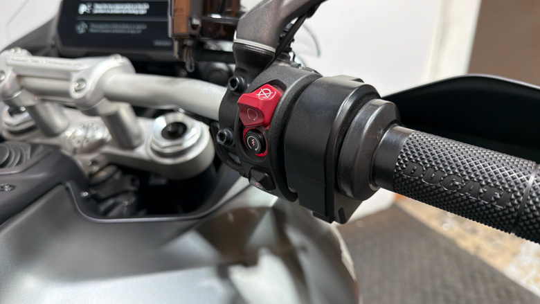 Ducati Multistrada V4 S Grey Essential (20MY)